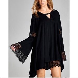 BLACK Bell Sleeve Tunic